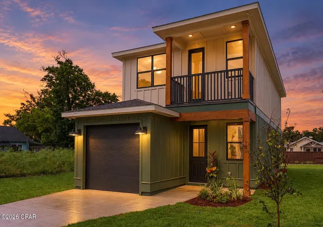 Photo 1 of Single family home for sale at 925 Grace Ave, Panama City, FL 32401 | MLS# 789192 | Listing updated on 2026-09-14