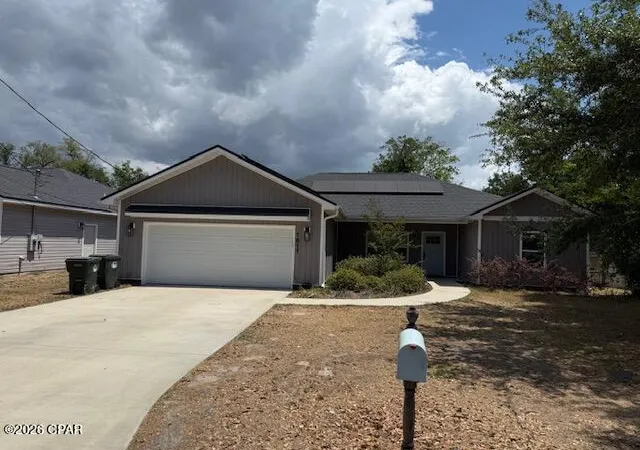 Photo 2 of Single family home for sale at 1611 Montana Ave, Lynn Haven, FL 32444 | MLS# 789278 | Listing updated on 2026-10-05