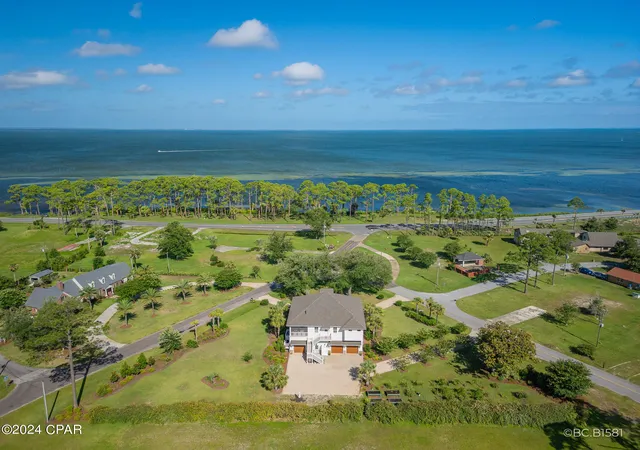 Photo 1 of Single family home for sale at 107 Dupont Dr, Port St Joe, FL 32456 | MLS# 789323 | Listing updated on 2026-09-11