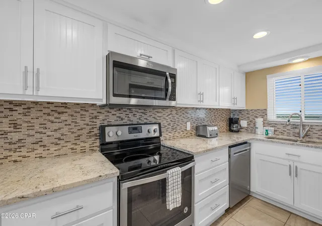 Listing Photo 4 - Condo for sale in building located at 5801 Thomas Dr, Panama City Beach, FL 32408 - Unit #1319