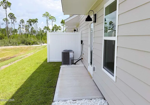 Photo 4 of Townhouse for sale at 331 Sea Tern Ln, Port Saint Joe, FL 32456 | MLS# 789359 | Listing updated on 2026-08-28
