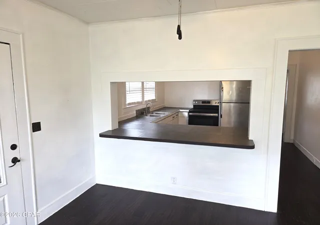 Photo 3 of Sale Pending at 2955 Sylvia Dr, Marianna, FL 32446 | MLS# 789595 | Listing updated on 2026-08-03