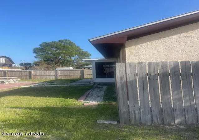 Photo 4 of Single family home for sale at 6920 Beach Dr, Panama City, FL 32408 | MLS# 789805 | Listing updated on 2026-09-04