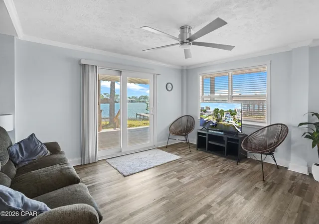 Listing Photo 4 - Condo for sale in building located at 6722 S Lagoon Dr, Panama City, FL 32408