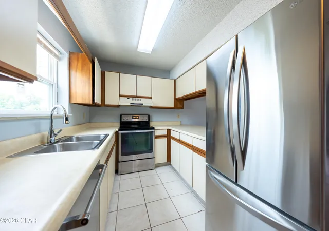 Photo 3 of Sale Pending at 1325 W 12th Street #C6, Panama City, FL 32401 | MLS# 790080 | Listing updated on 2026-09-15