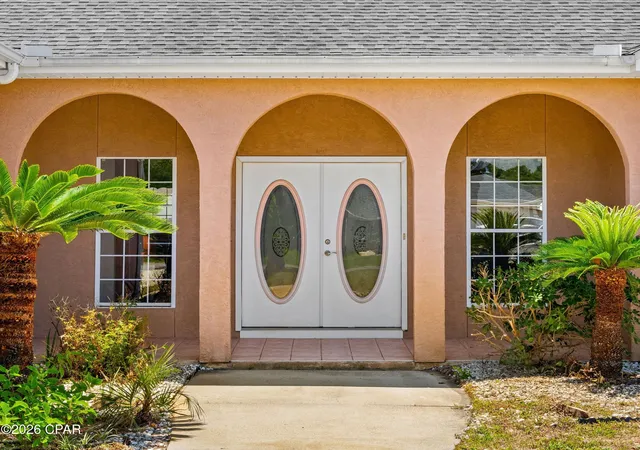 Photo 3 of Single family home for sale at 20937 S Lakeview Dr, Panama City Beach, FL 32413 | MLS# 790150 | Listing updated on 2026-09-12