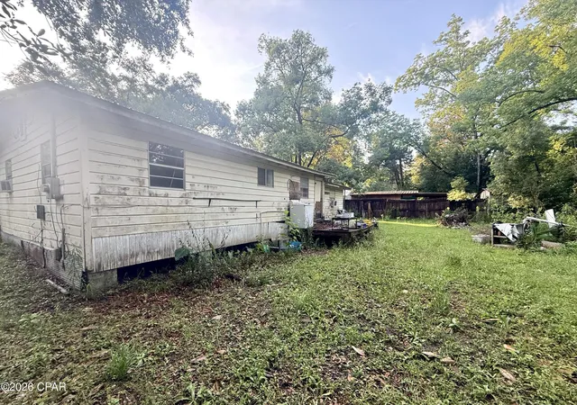 Photo 4 of Sale Pending at 2887 Pinecrest St, Vernon, FL 32462 | MLS# 790156 | Listing updated on 2026-07-30