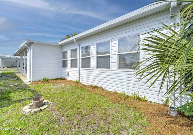 Photo 4 of Manufactured home for sale at 1219 Thomas Dr #69, Panama City, FL 32408 | MLS# 790191 | Listing updated on 2026-09-16