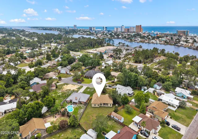Photo 2 of Single family home for sale at 918 Laurel Oak Ln, Panama City, FL 32408 | MLS# 790192 | Listing updated on 2026-08-27