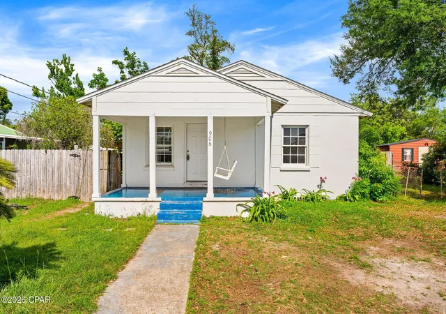 Photo 1 of Single family home for sale at 906 Harmon Ave, Panama City, FL 32401 | MLS# 790236 | Listing updated on 2026-08-31