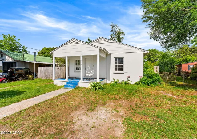 Photo 2 of Single family home for sale at 906 Harmon Ave, Panama City, FL 32401 | MLS# 790236 | Listing updated on 2026-08-31