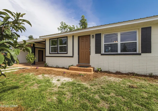 Photo 3 of Sale Pending at 5220 Cherry St, Panama City, FL 32404 | MLS# 790214 | Listing updated on 2026-09-14