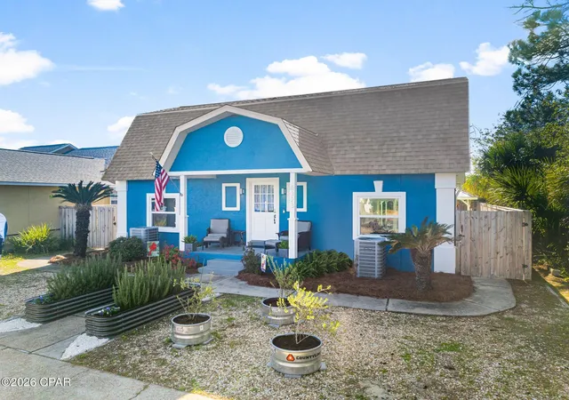 Photo 2 of Single family home for sale at 8323 Elizabeth Ave, Panama City, FL 32408 | MLS# 790409 | Listing updated on 2026-08-18