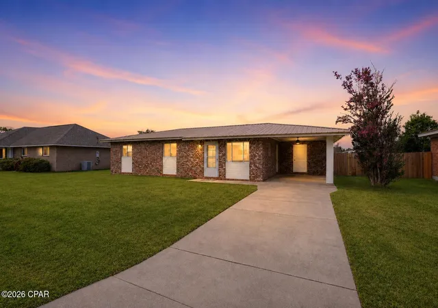 Photo 1 of Single family home for sale at 1929 Frankford Ave, Panama City, FL 32405 | MLS# 790578 | Listing updated on 2026-09-03