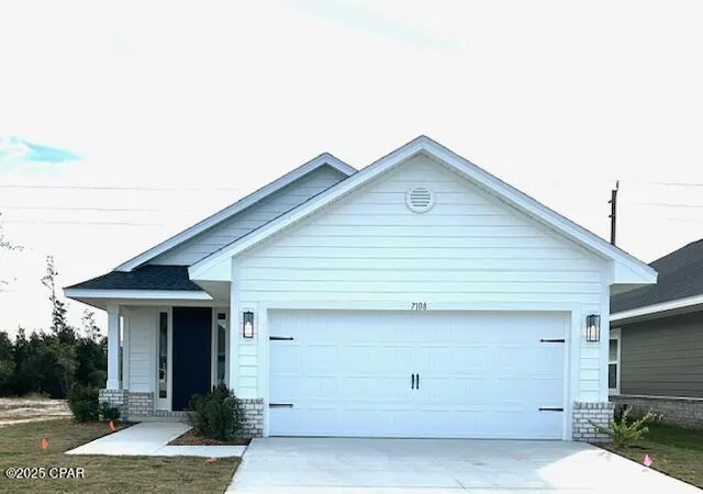 Photo 3 of Single family home for sale at 7108 Traditions Dr, Panama City, FL 32404 | MLS# 790693 | Listing updated on 2026-09-11