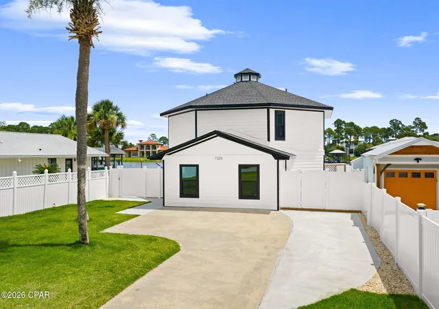 Photo 3 of Single family home for sale at 7320 S Lagoon Dr, Panama City, FL 32408 | MLS# 790896 | Listing updated on 2026-09-11