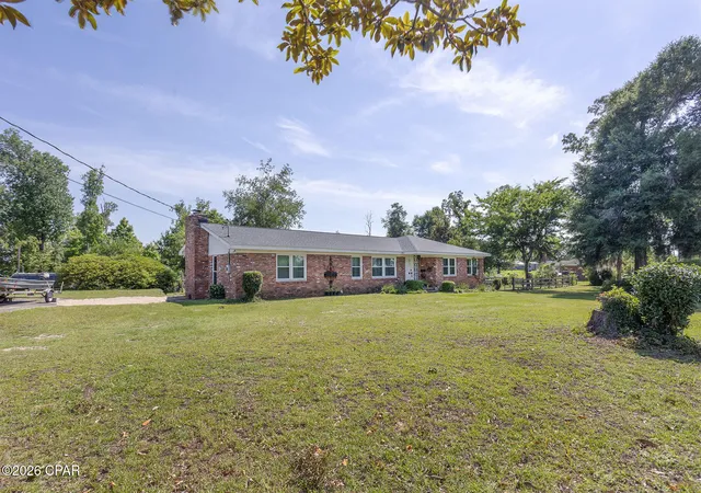 Photo 3 of Single family home for sale at 4921 Tall Pine Dr, Marianna, FL 32446 | MLS# 790920 | Listing updated on 2026-07-30