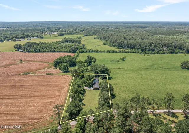 Photo 2 of Single family home for sale at 1561 Snell Rd, Chipley, FL 32428 | MLS# 790928 | Listing updated on 2026-08-25
