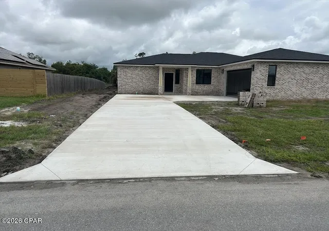 Photo 1 of Single family home for sale at 6659 Fox Lake Dr, Panama City, FL 32404 | MLS# 790963 | Listing updated on 2026-09-07