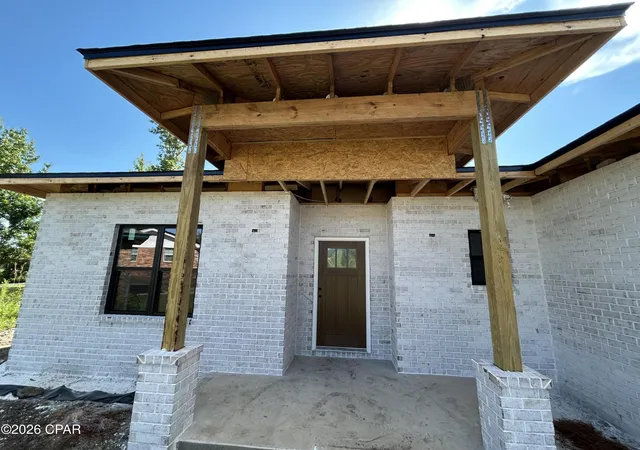 Photo 2 of Sale Pending at 4010 E 9th Street, Panama City, FL 32404 | MLS# 790971 | Listing updated on 2026-09-07