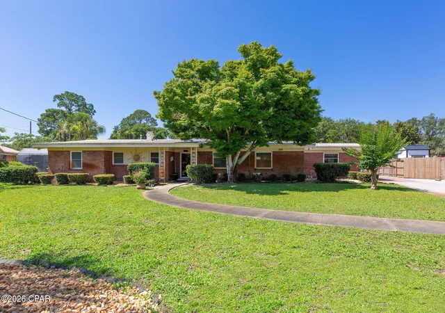 Photo 2 of Single family home for sale at 405 Bay Shore Dr, Panama City Beach, FL 32407 | MLS# 790982 | Listing updated on 2026-09-15