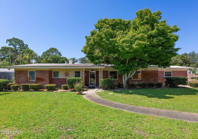 Photo 3 of Single family home for sale at 405 Bay Shore Dr, Panama City Beach, FL 32407 | MLS# 790982 | Listing updated on 2026-09-15