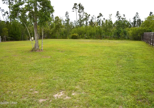 Photo 4 of Manufactured home for sale at 6811 Rebekah Ln, Youngstown, FL 32466 | MLS# 791085 | Listing updated on 2026-09-15