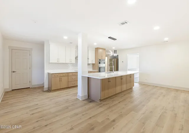 Photo 1 of Single family home for sale at 125 Cobb Rd, Panama City Beach, FL 32413 | MLS# 791146 | Listing updated on 2026-08-25