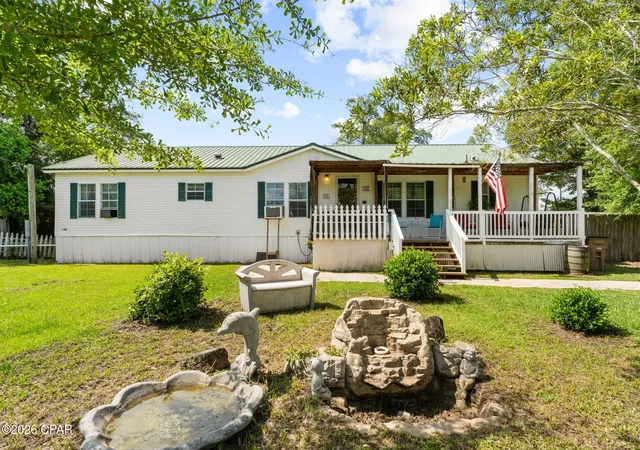 Manufactured home for sale at 144 Carol St, Wewahitchka, FL 32465 | MLS# 791214