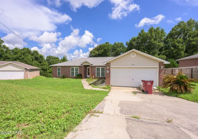 Photo 3 of Sale Pending at 336 Egan Dr, Crestview, FL 32536 | MLS# 791334 | Listing updated on 2026-08-29