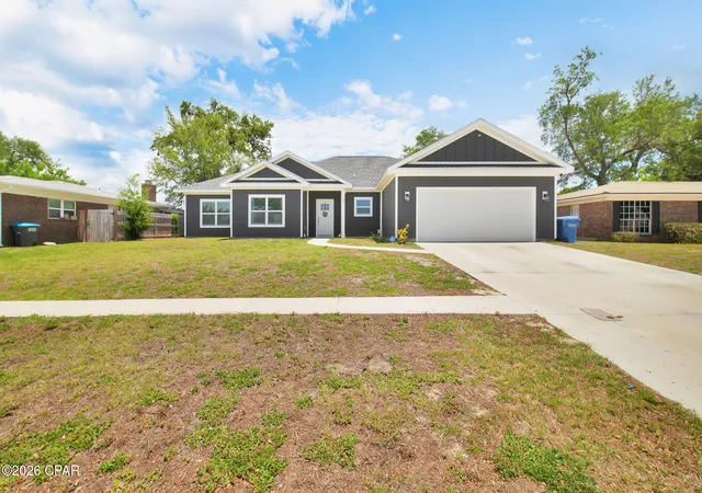 Photo 3 of Single family home for sale at 137 H L Sudduth Dr, Panama City, FL 32404 | MLS# 791379 | Listing updated on 2026-08-21