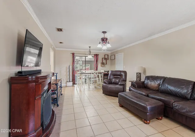 Photo 4 of Single family home for sale at 3918 Bricknell Ave, Chipley, FL 32428 | MLS# 791388 | Listing updated on 2026-09-12