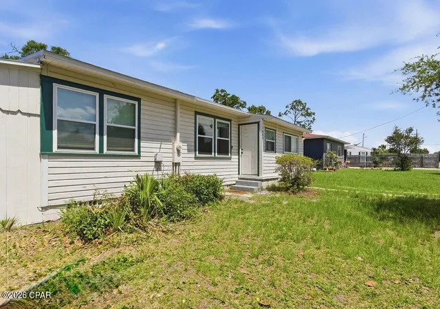 Photo 1 of Single family home for sale at 1409 Arthur Ave, Panama City, FL 32401 | MLS# 791515 | Listing updated on 2026-09-12