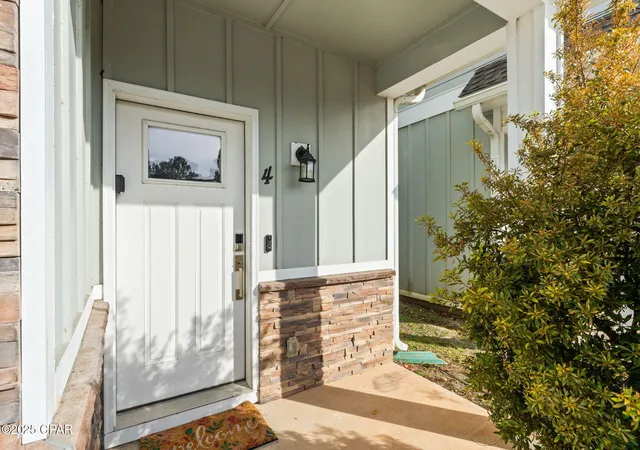 Photo 2 of Townhouse for sale at 2226 Joan Ave #4, Panama City, FL 32408 | MLS# 791719 | Listing updated on 2026-08-17