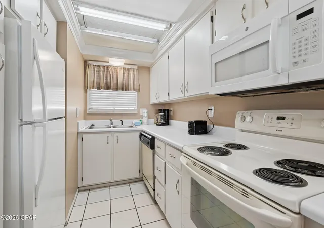 Photo 3 of Sale Pending at 5801 Thomas Dr #712, Panama City, FL 32408 | MLS# 791769 | Listing updated on 2026-09-01
