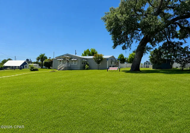 Photo 4 of Manufactured home for sale at 2218 E 2nd Street, Panama City, FL 32401 | MLS# 791922 | Listing updated on 2026-09-13