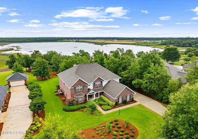 Photo 4 of Single family home for sale at 147 Lake Merial Shrs Dr, Panama City, FL 32409 | MLS# 791960 | Listing updated on 2026-10-02