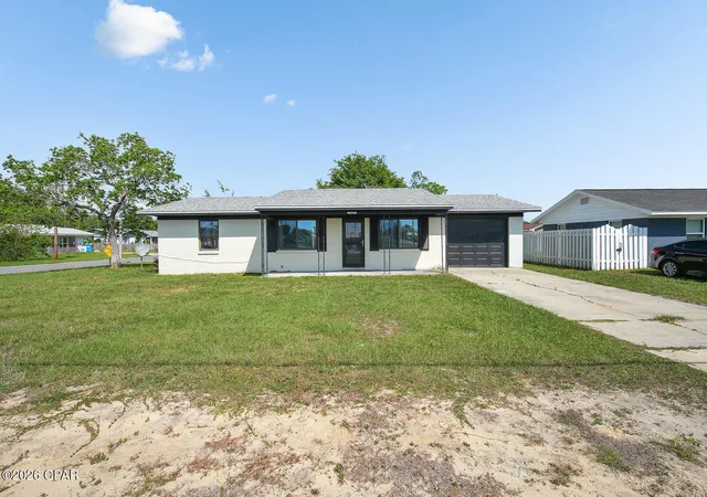 Photo 1 of Single family home for sale at 922 Everitt Ave, Panama City, FL 32401 | MLS# 792057 | Listing updated on 2026-08-25