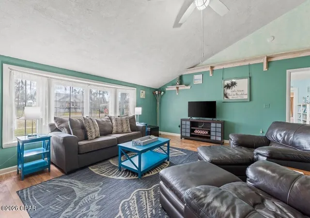 Photo 3 of House for sale at 605 10th Street, Port Saint Joe, FL 32456 | MLS# 792097 | Listing updated on 2026-08-22
