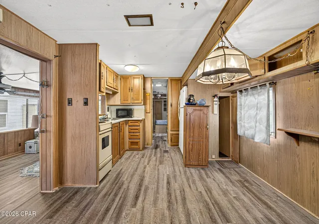 Photo 4 of Manufactured home for sale at 504 Marlin Dr, Panama City, FL 32408 | MLS# 792096 | Listing updated on 2026-09-01