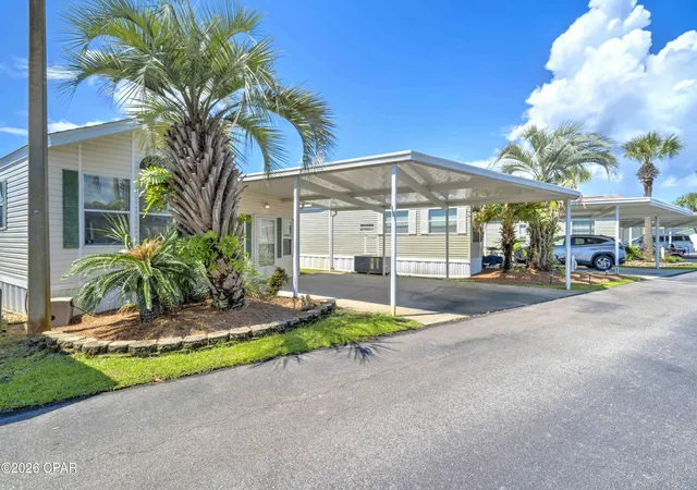 Photo 2 of Manufactured home for sale at 1219 Navy Blvd #80, Panama City, FL 32408 | MLS# 792105 | Listing updated on 2026-09-14