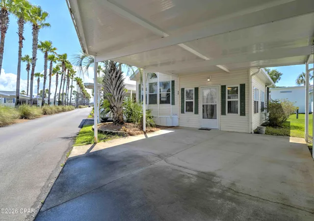 Photo 3 of Manufactured home for sale at 1219 Navy Blvd #80, Panama City, FL 32408 | MLS# 792105 | Listing updated on 2026-09-14