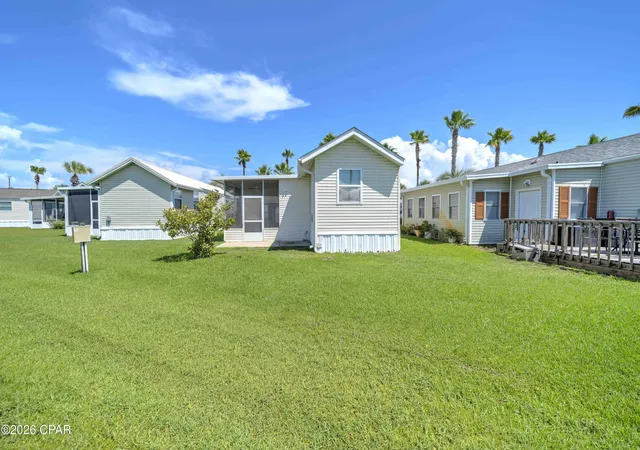 Photo 3 of Manufactured home for sale at 1219 Navy Blvd #80, Panama City, FL 32408 | MLS# 792105 | Listing updated on 2026-09-14