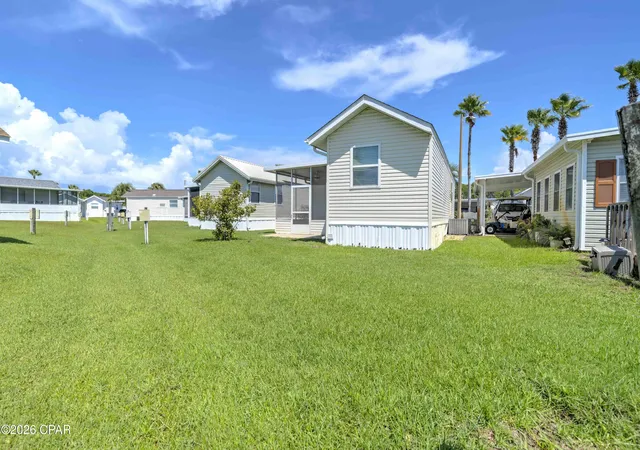 Photo 4 of Manufactured home for sale at 1219 Navy Blvd #80, Panama City, FL 32408 | MLS# 792105 | Listing updated on 2026-09-14