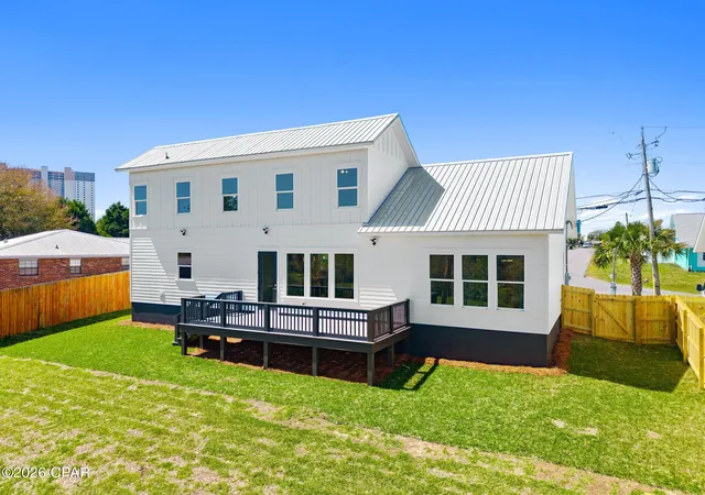 Photo 3 of Sale Pending at 229 Lullwater Dr, Panama City Beach, FL 32413 | MLS# 792145 | Listing updated on 2026-09-15