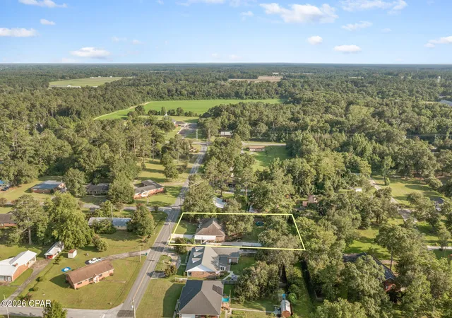 Photo 3 of Single family home for sale at 5379 College Dr, Graceville, FL 32440 | MLS# 792166 | Listing updated on 2026-08-27
