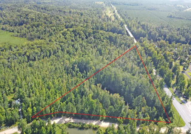 Photo 4 of Sale Pending at 6019 SE Blon Carter Rd, Blountstown, FL 32424 | MLS# 792215 | Listing updated on 2026-09-09
