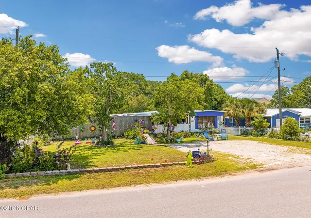 Photo 2 of Manufactured home for sale at 19429 Plaza Ave, Panama City Beach, FL 32413 | MLS# 792218 | Listing updated on 2026-08-29