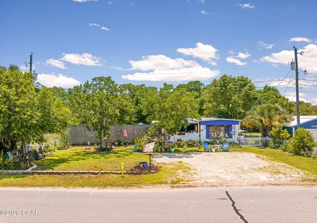 Photo 3 of Manufactured home for sale at 19429 Plaza Ave, Panama City Beach, FL 32413 | MLS# 792218 | Listing updated on 2026-08-29