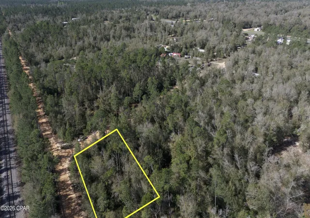 Photo 1 of Land for sale at 8 Dixie Ave, Fountain, FL 32438 | MLS# 792224 | Listing updated on 2026-07-29